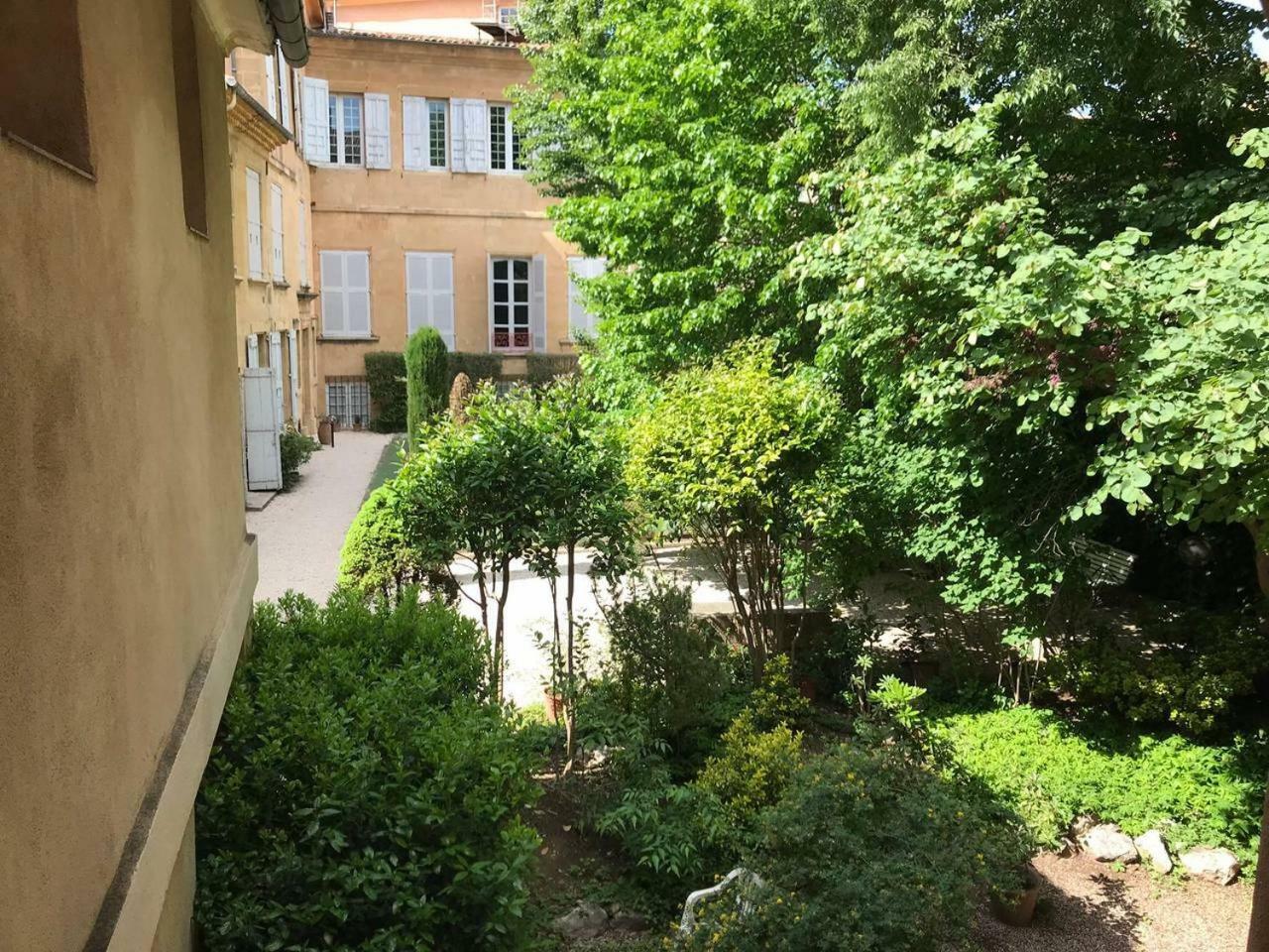Appartement Cathedrale Au Calme Aix-en-Provence Bagian luar foto