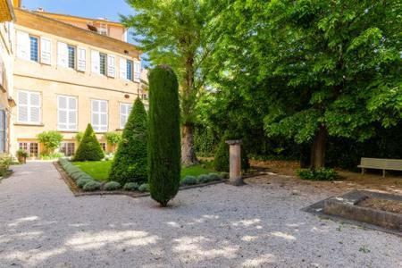 Appartement Cathedrale Au Calme Aix-en-Provence Bagian luar foto